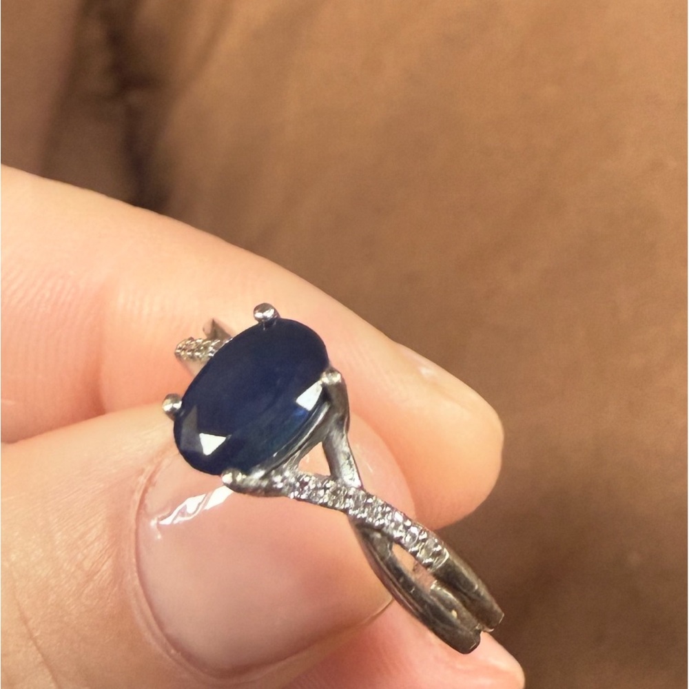 Elegant Silver and Blue Sapphire Ring